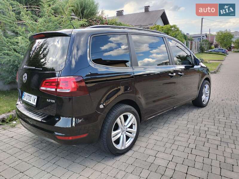 Мінівен Volkswagen Sharan 2016 в Рівному