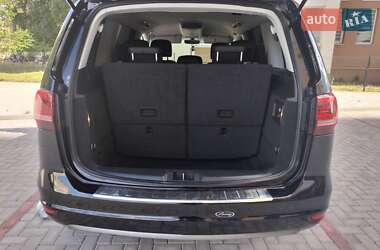 Мінівен Volkswagen Sharan 2016 в 