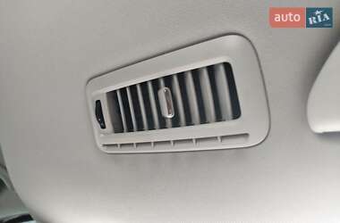 Мінівен Volkswagen Sharan 2016 в 