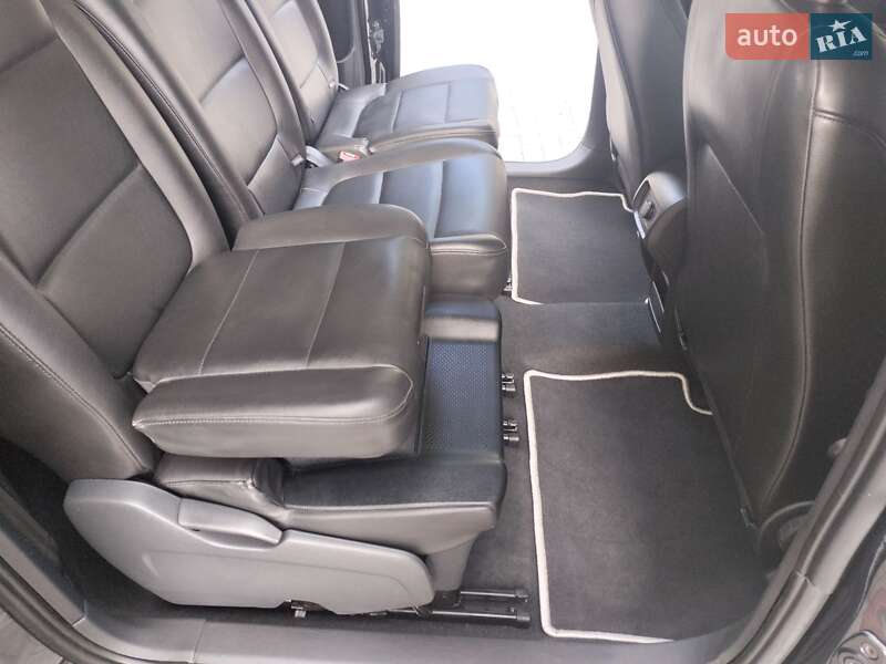 Мінівен Volkswagen Sharan 2016 в Рівному