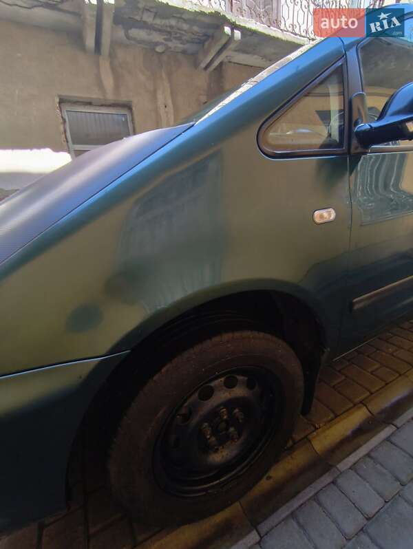 Минивэн Volkswagen Sharan 2000 в Стрые