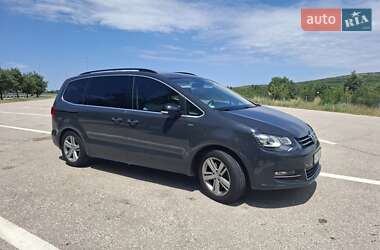 Минивэн Volkswagen Sharan 2012 в 