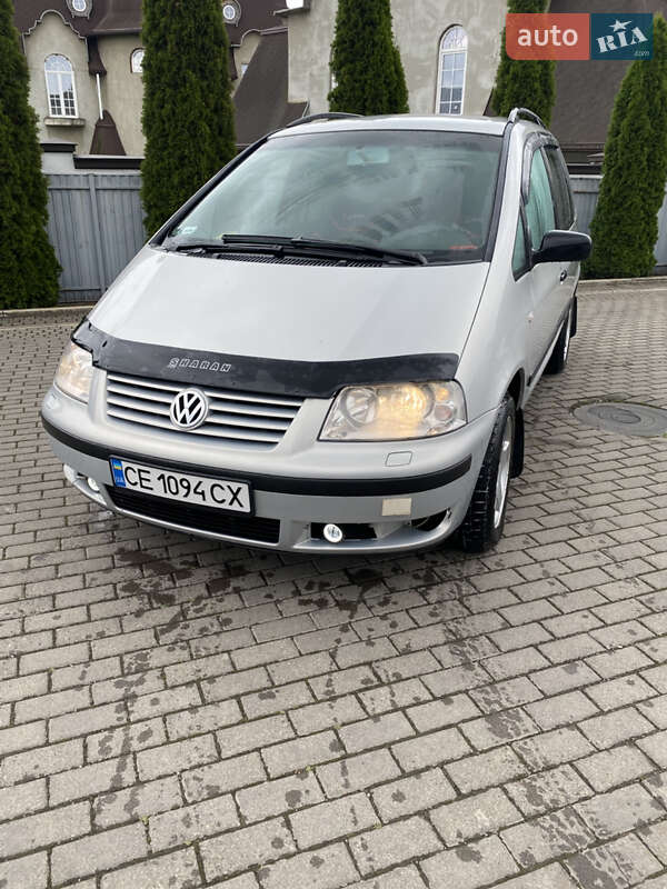Мінівен Volkswagen Sharan 2001 в Чернівцях