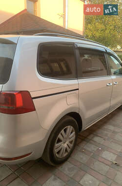 Минивэн Volkswagen Sharan 2013 в 