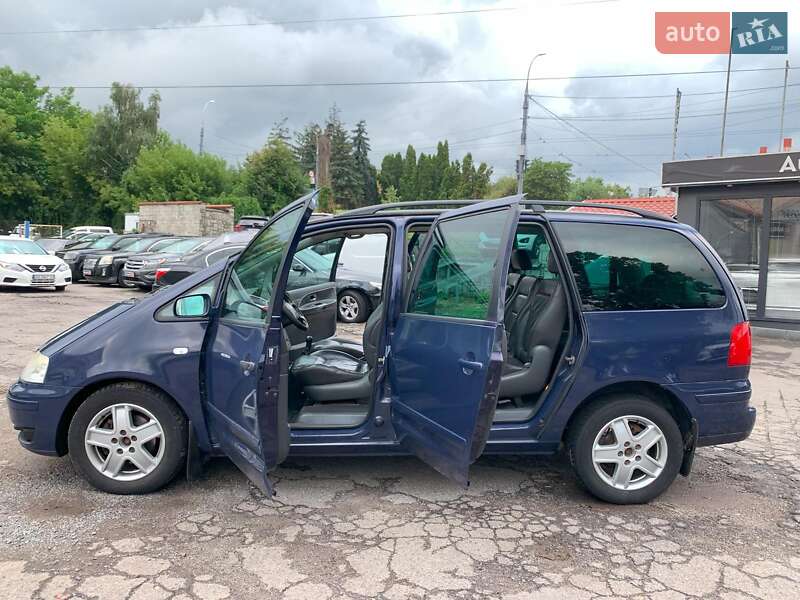 Минивэн Volkswagen Sharan 2001 в Виннице