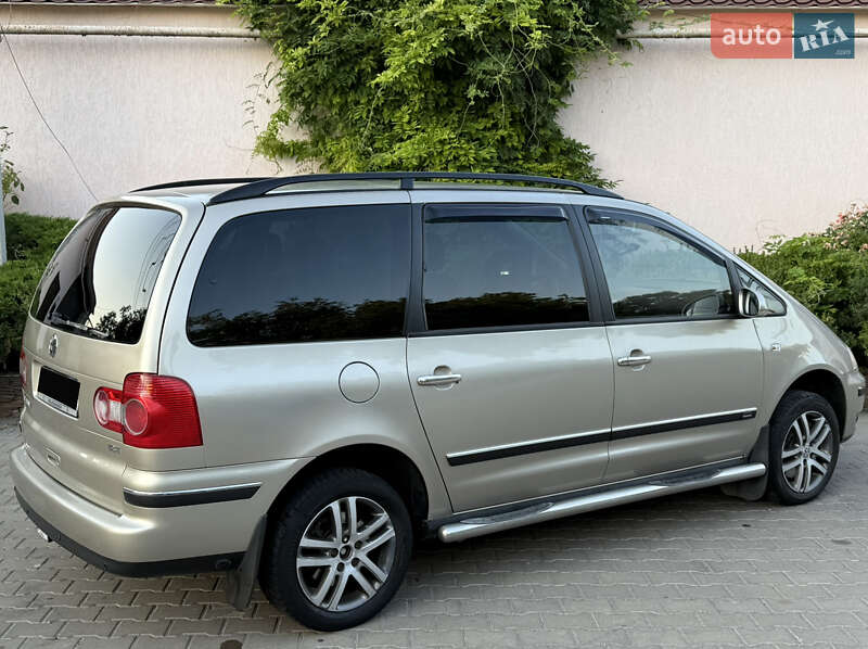Минивэн Volkswagen Sharan 2007 в Одессе