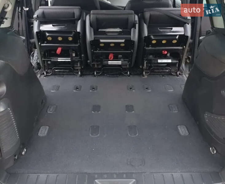 Минивэн Volkswagen Sharan 2007 в Одессе