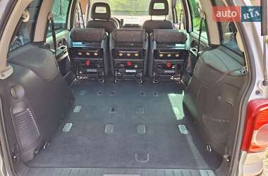 Минивэн Volkswagen Sharan 2007 в Ровно