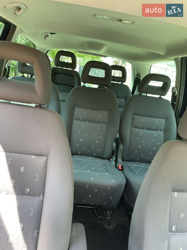 Минивэн Volkswagen Sharan 2008 в Знаменке