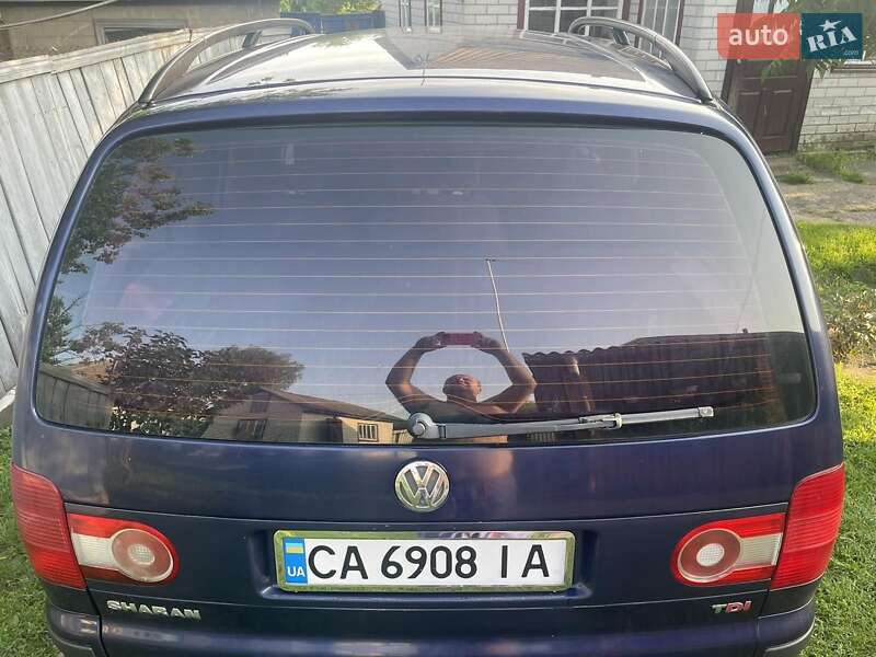 Минивэн Volkswagen Sharan 2002 в Черкассах