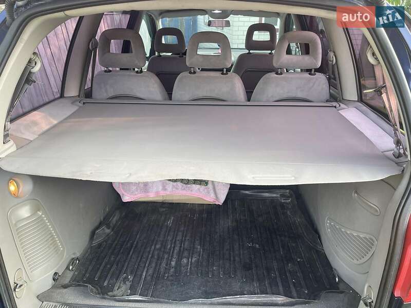 Минивэн Volkswagen Sharan 2002 в Черкассах