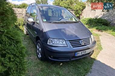 Минивэн Volkswagen Sharan 2008 в Миргороде