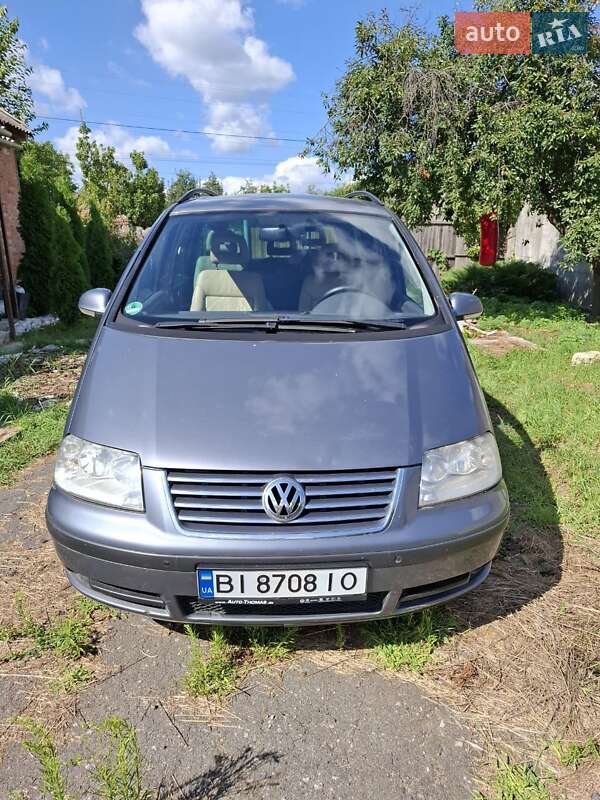 Минивэн Volkswagen Sharan 2008 в Миргороде