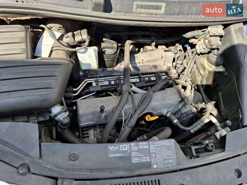 Минивэн Volkswagen Sharan 2008 в Миргороде