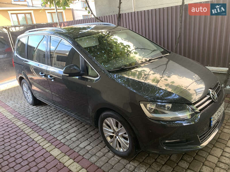 Мінівен Volkswagen Sharan 2013 в Іршаві