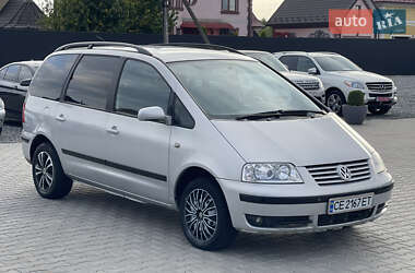 Минивэн Volkswagen Sharan 2002 в Черновцах
