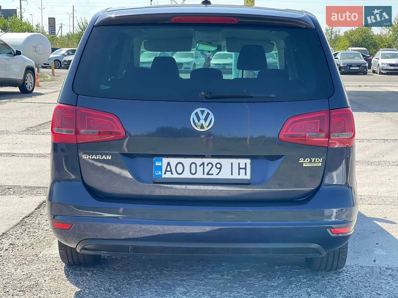 Минивэн Volkswagen Sharan 2013 в Ужгороде
