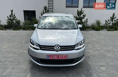 Минивэн Volkswagen Sharan 2017 в 