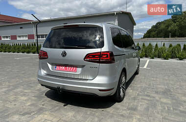 Минивэн Volkswagen Sharan 2017 в 