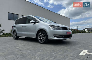 Минивэн Volkswagen Sharan 2017 в 