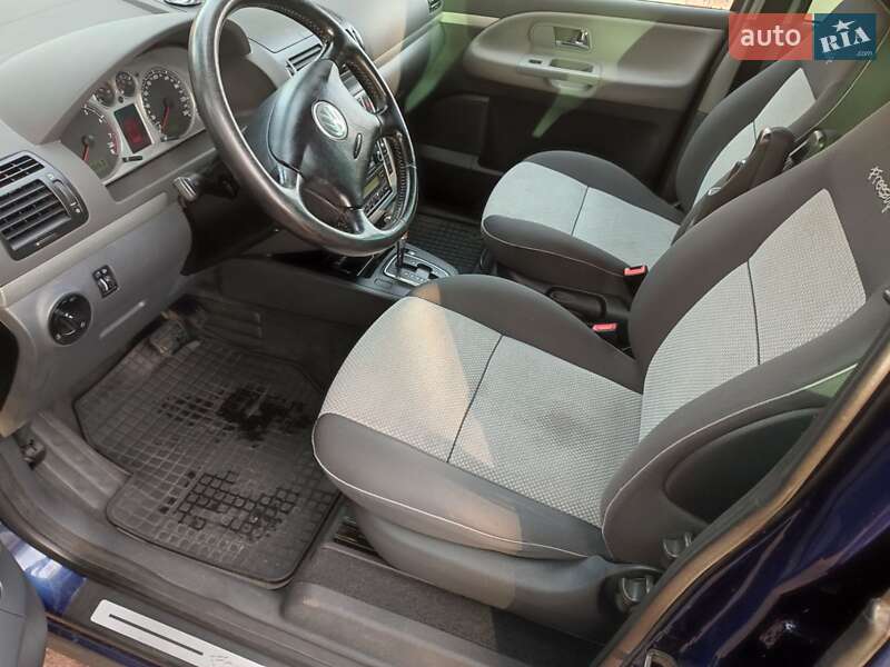 Мінівен Volkswagen Sharan 2007 в Чуднові