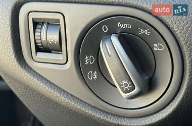 Минивэн Volkswagen Sharan 2013 в 