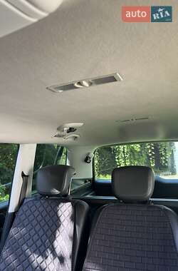 Минивэн Volkswagen Sharan 2015 в 