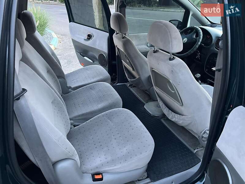 Минивэн Volkswagen Sharan 1999 в Измаиле