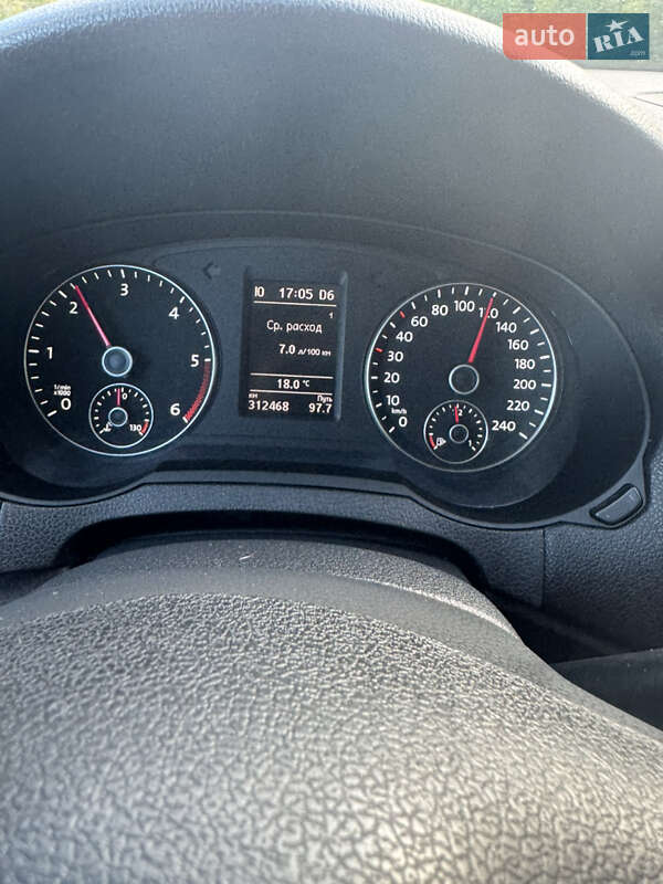 Минивэн Volkswagen Sharan 2015 в Ровно