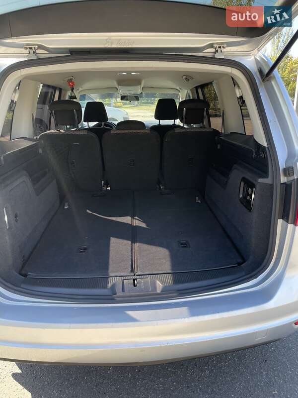 Минивэн Volkswagen Sharan 2011 в Харькове