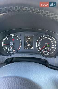 Минивэн Volkswagen Sharan 2011 в 