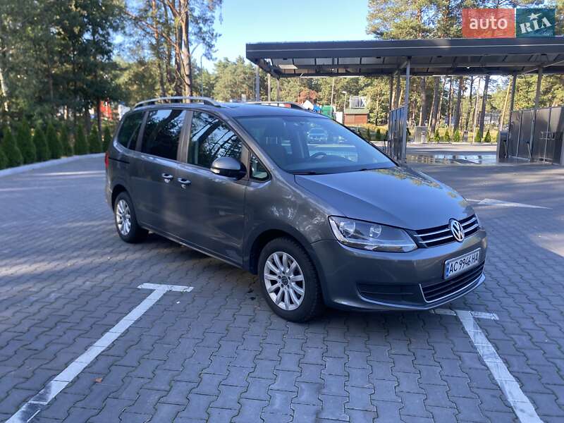 Минивэн Volkswagen Sharan 2010 в Маневичах