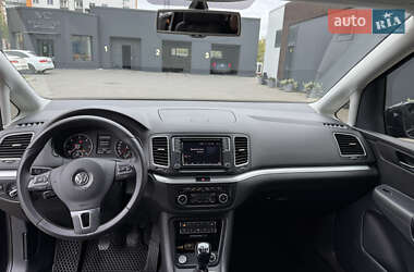 Минивэн Volkswagen Sharan 2011 в 