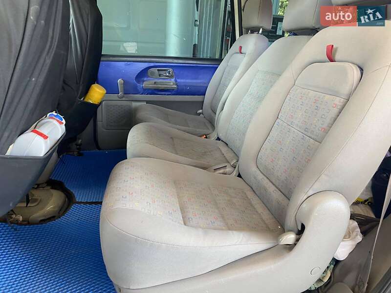 Мінівен Volkswagen Sharan 2001 в Миколаєві