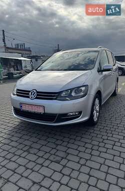 Мінівен Volkswagen Sharan 2013 в Чернівцях