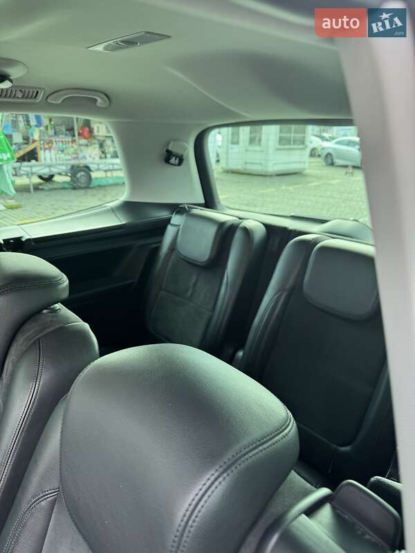 Минивэн Volkswagen Sharan 2013 в Черновцах