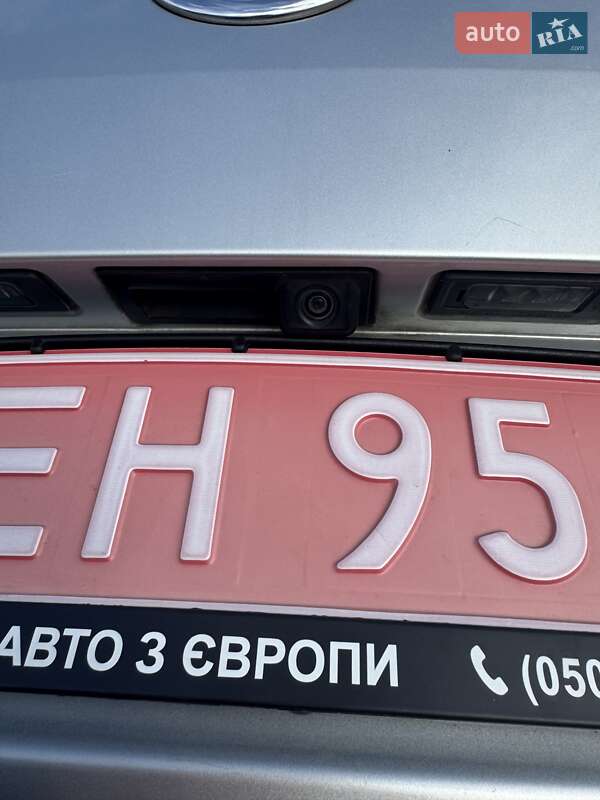 Минивэн Volkswagen Sharan 2013 в Черновцах