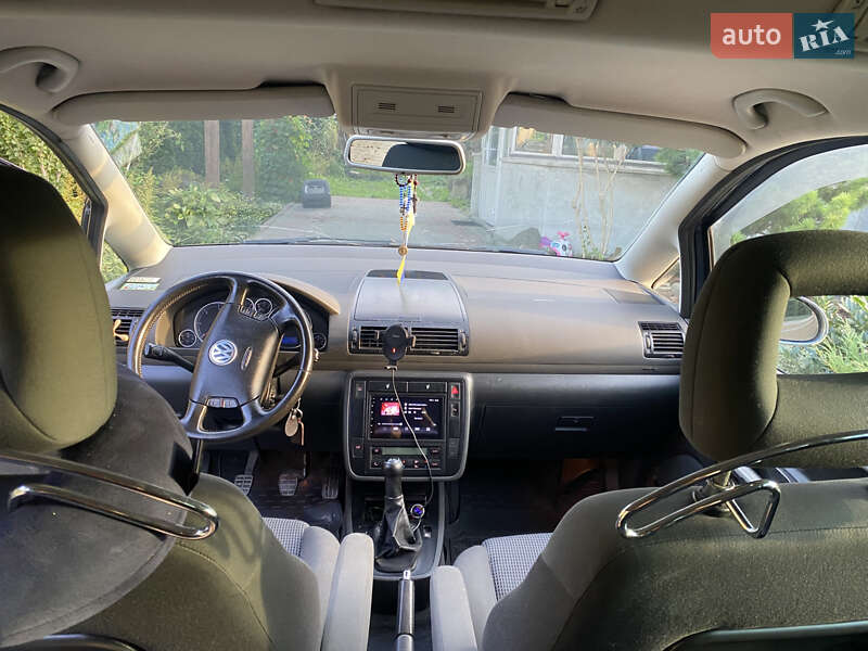 Минивэн Volkswagen Sharan 2005 в Перемышлянах