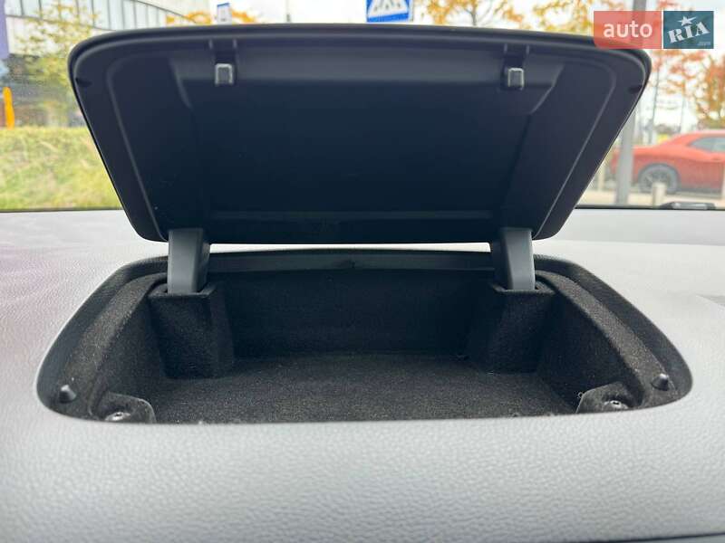 Минивэн Volkswagen Sharan 2019 в Киеве фото 25 Минивэн Volkswagen Sharan 2019 в Киеве