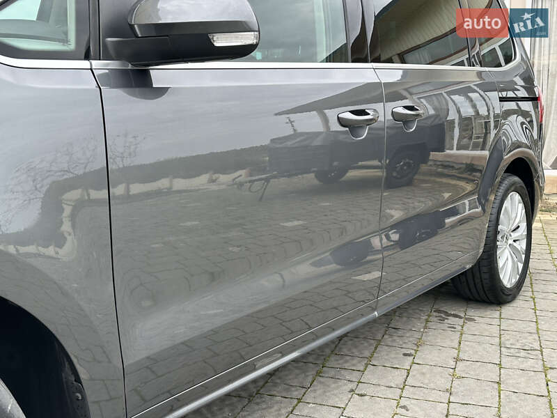 Минивэн Volkswagen Sharan 2015 в Дрогобыче