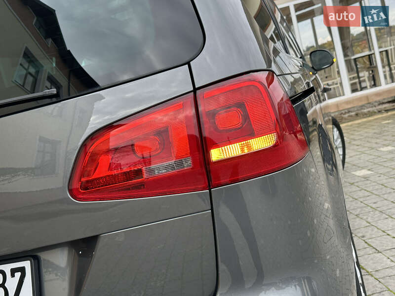 Минивэн Volkswagen Sharan 2015 в Дрогобыче