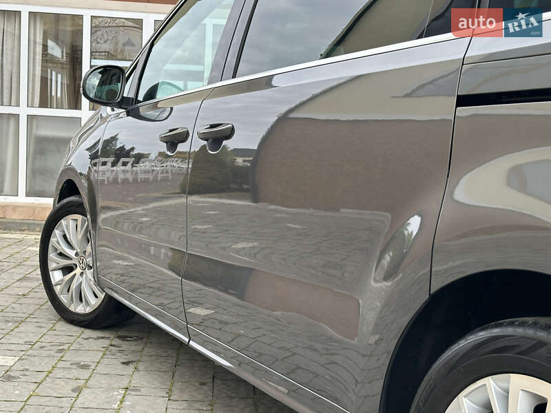 Минивэн Volkswagen Sharan 2015 в Дрогобыче