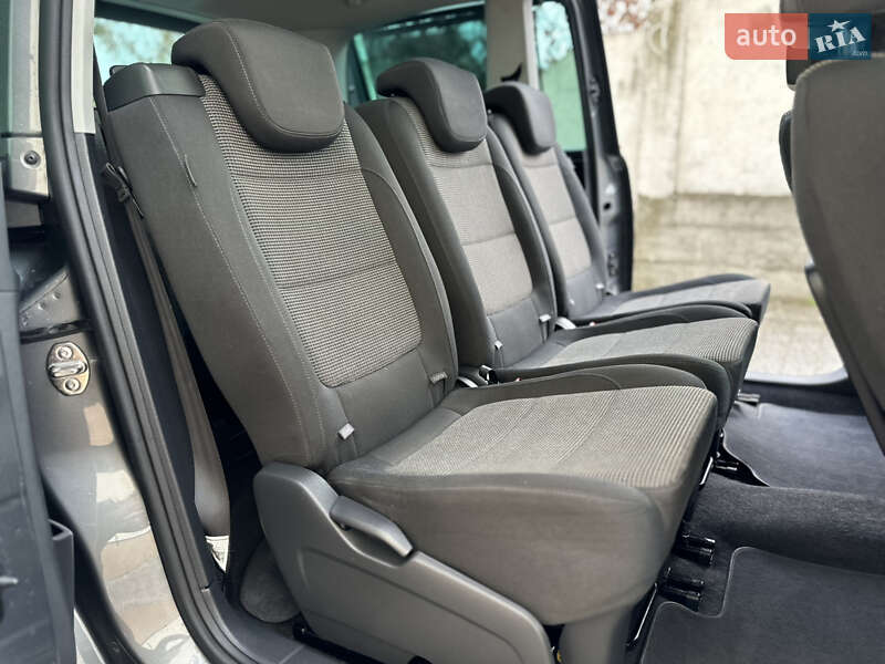Минивэн Volkswagen Sharan 2015 в Дрогобыче