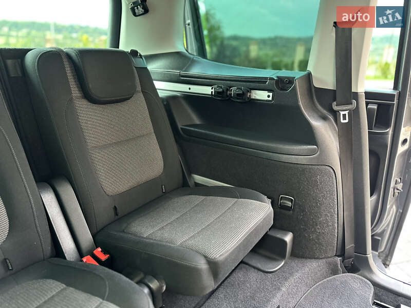 Минивэн Volkswagen Sharan 2015 в Дрогобыче
