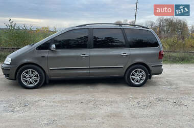 Минивэн Volkswagen Sharan 2009 в 