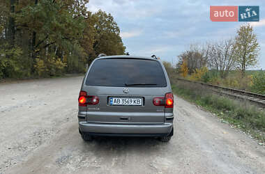 Минивэн Volkswagen Sharan 2009 в 