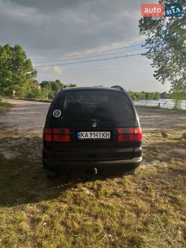 Мінівен Volkswagen Sharan 1996 в Калинівці