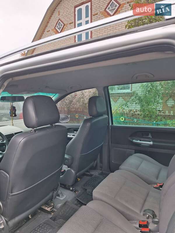 Минивэн Volkswagen Sharan 2004 в Виннице