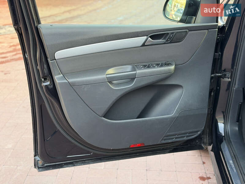 Минивэн Volkswagen Sharan 2014 в Ровно