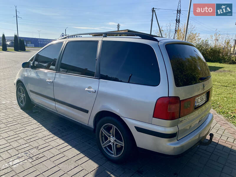 Мінівен Volkswagen Sharan 2002 в Нововолинську